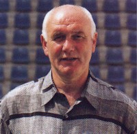 Aimé Anthuenis (hoofdtrainer).